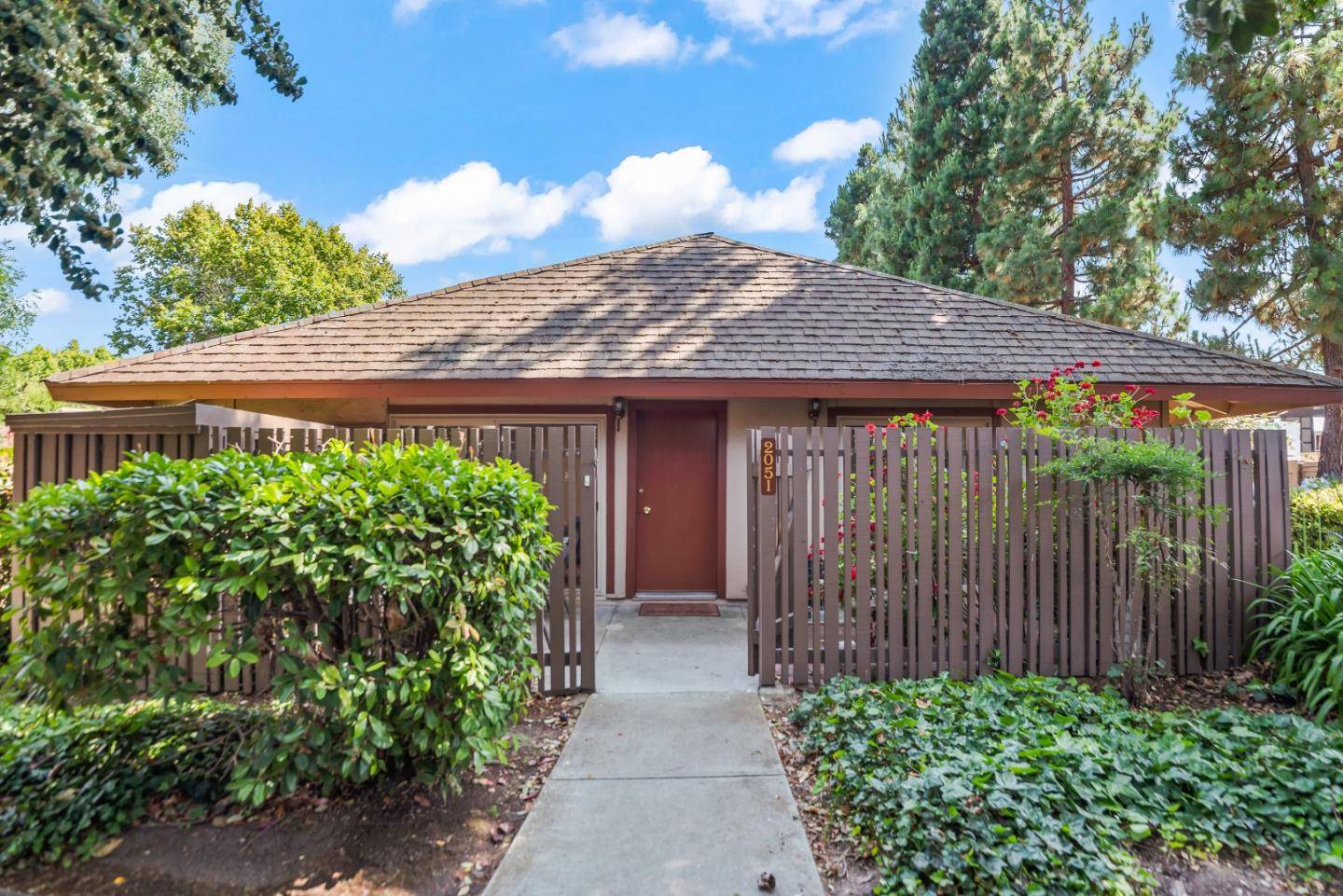 Sunnyvale, CA 94086,205 W Red Oak DR I