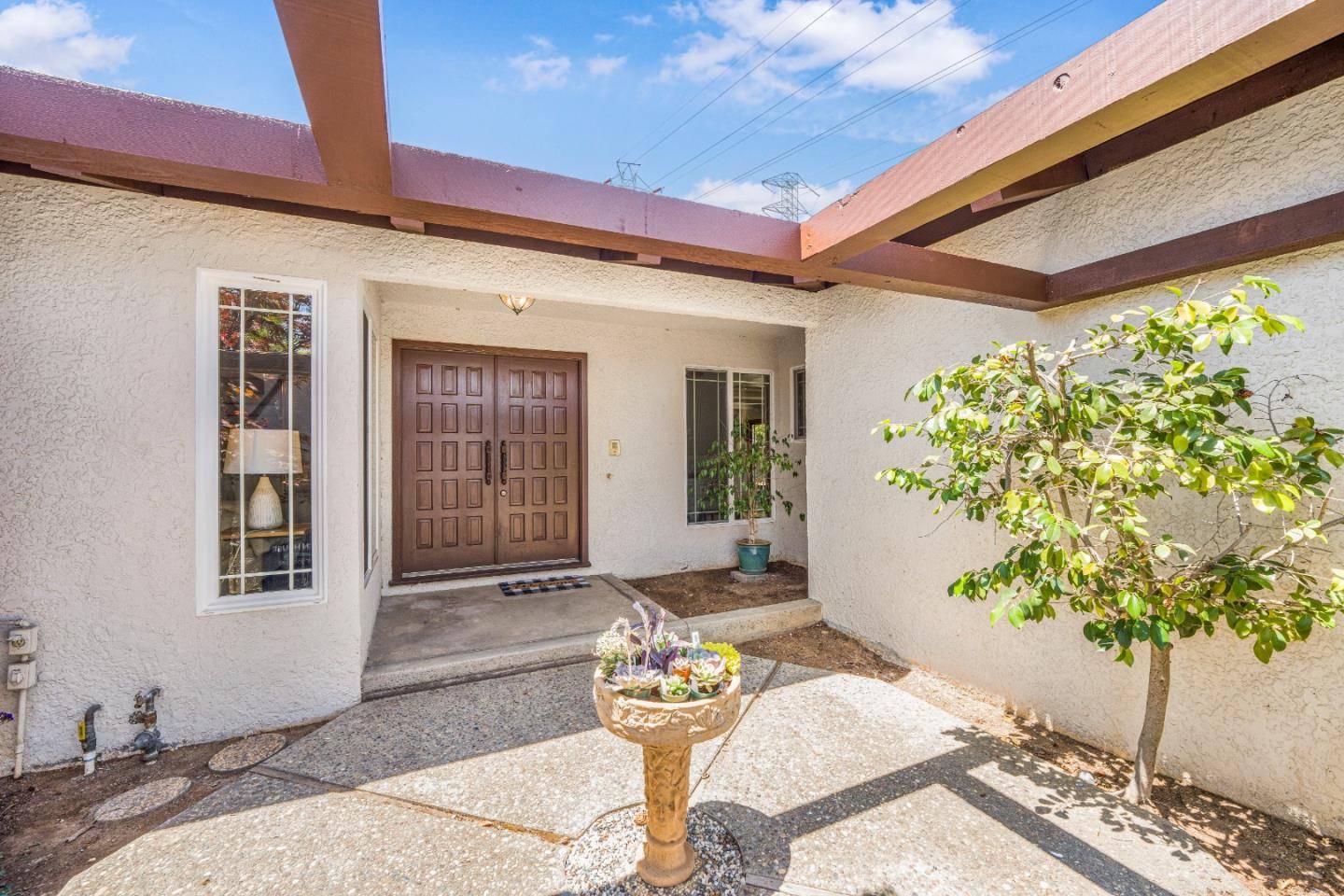 Cupertino, CA 95014,10407 Vista Knoll BLVD