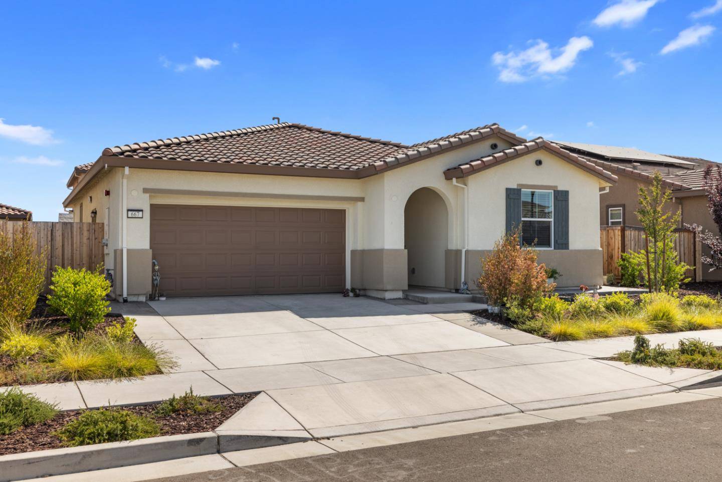 Lathrop, CA 95330,667 Pleasant DR