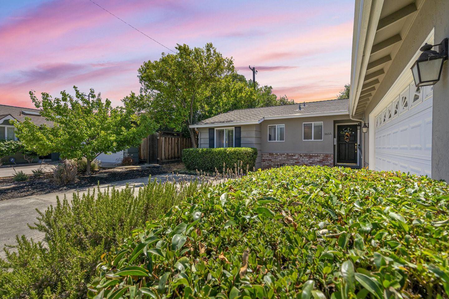 Sunnyvale, CA 94087,1655 Kennard WAY