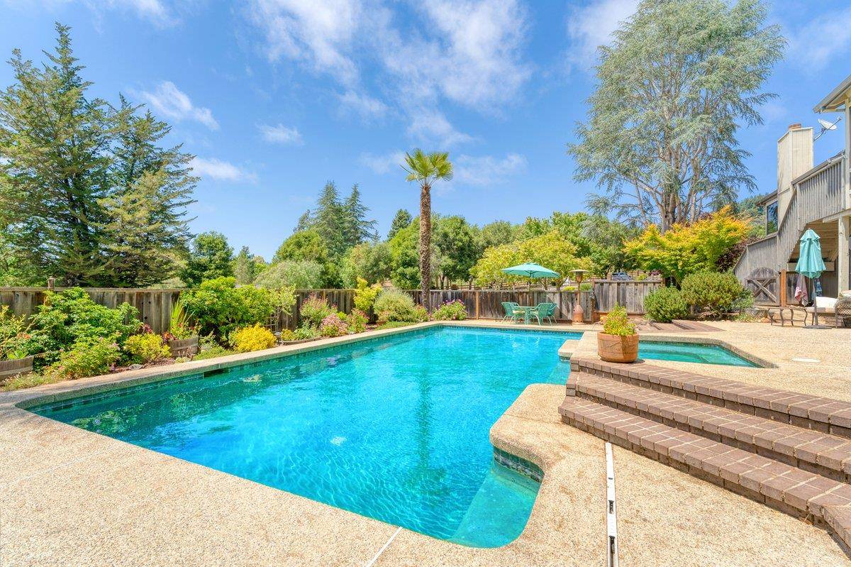 Aptos, CA 95003,284 Brooktree Ranch RD