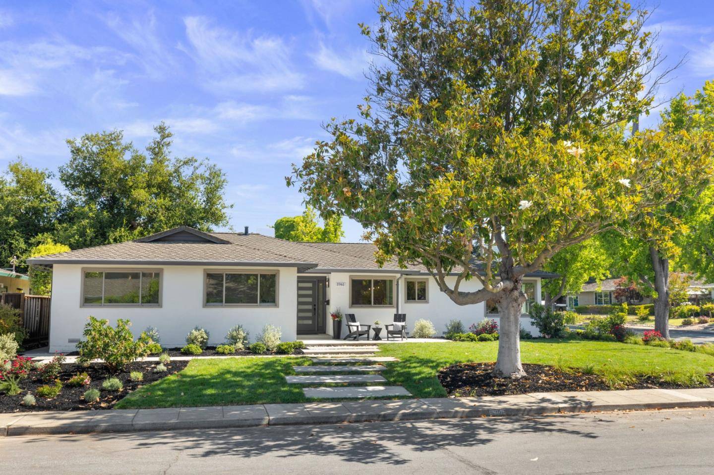 Mountain View, CA 94040,1961 Fordham WAY