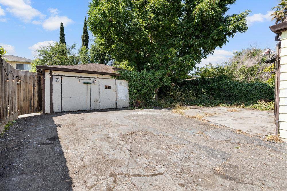 Mountain View, CA 94043,2187 Wyandotte ST