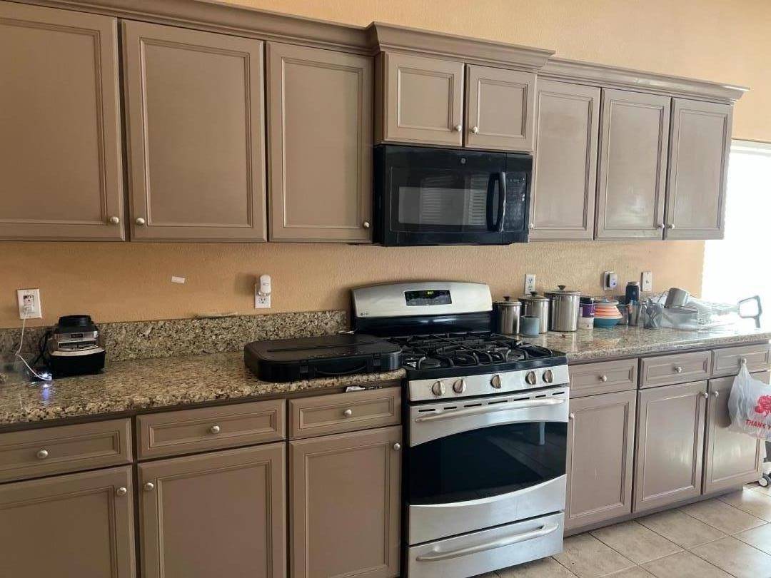 Fresno, CA 93727,6431 E Cortland Ave