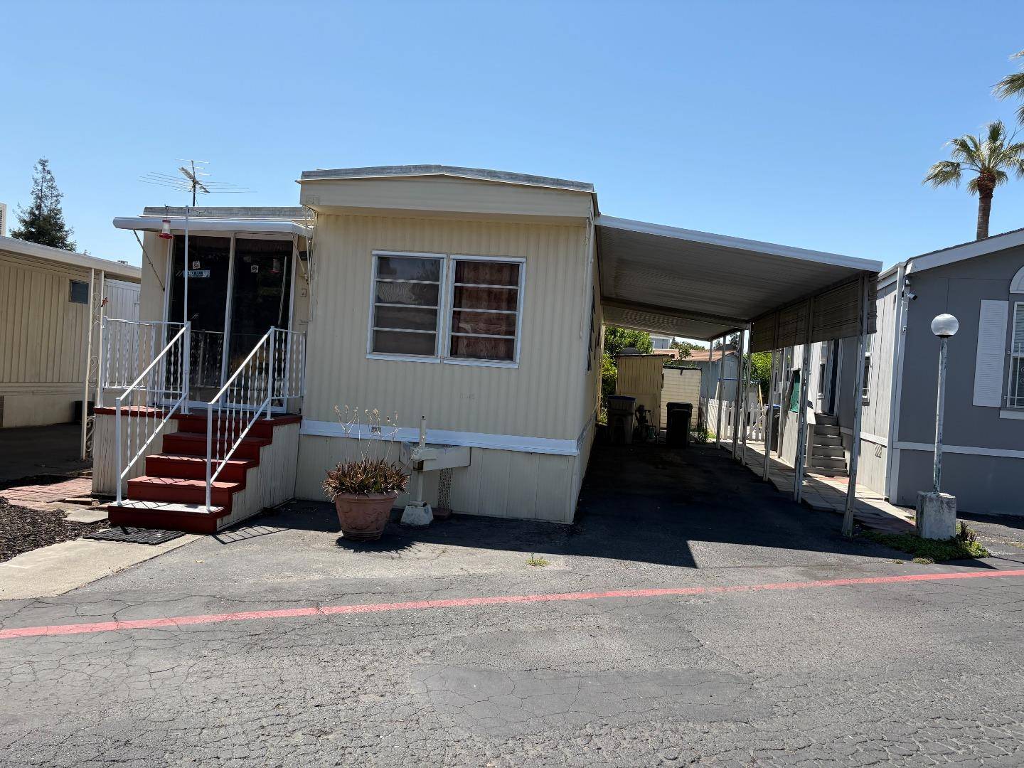 San Jose, CA 95116,661 Bonita Ave 79