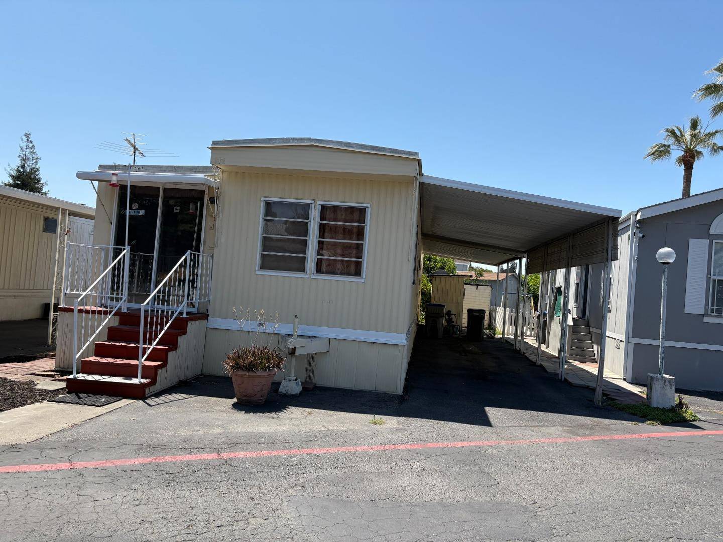 San Jose, CA 95116,661 Bonita Ave 79