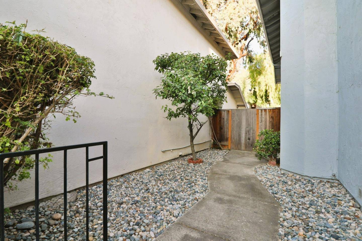 San Jose, CA 95131,1944 N Star CIR