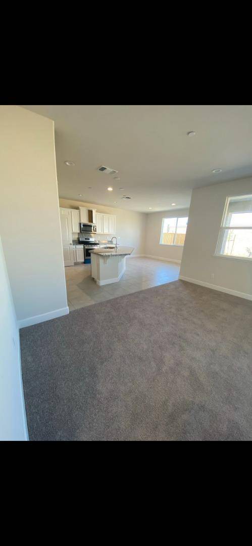 Hollister, CA 95023,755 Alicante DR