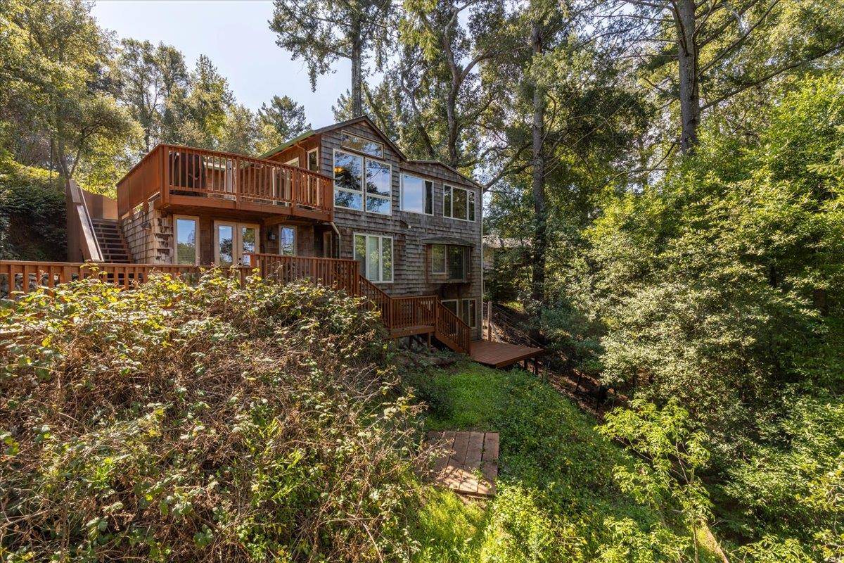 Los Gatos, CA 95033,21565 Old Mine RD