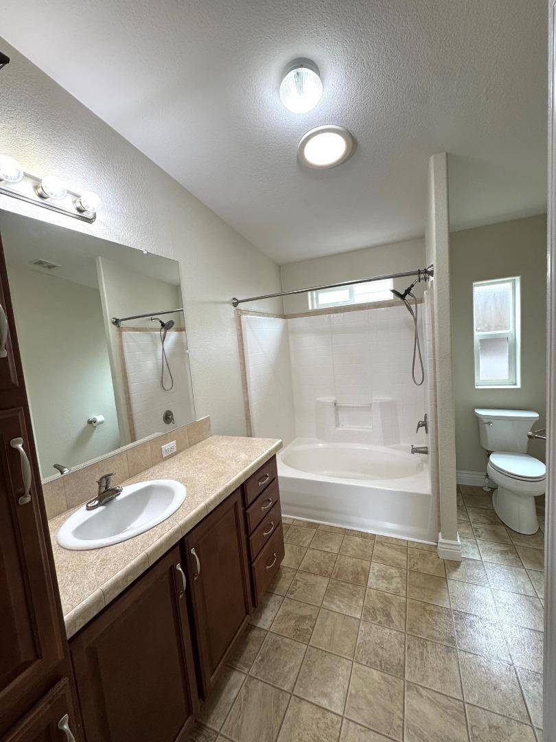 Aptos, CA 95003,46 Nandina DR 46