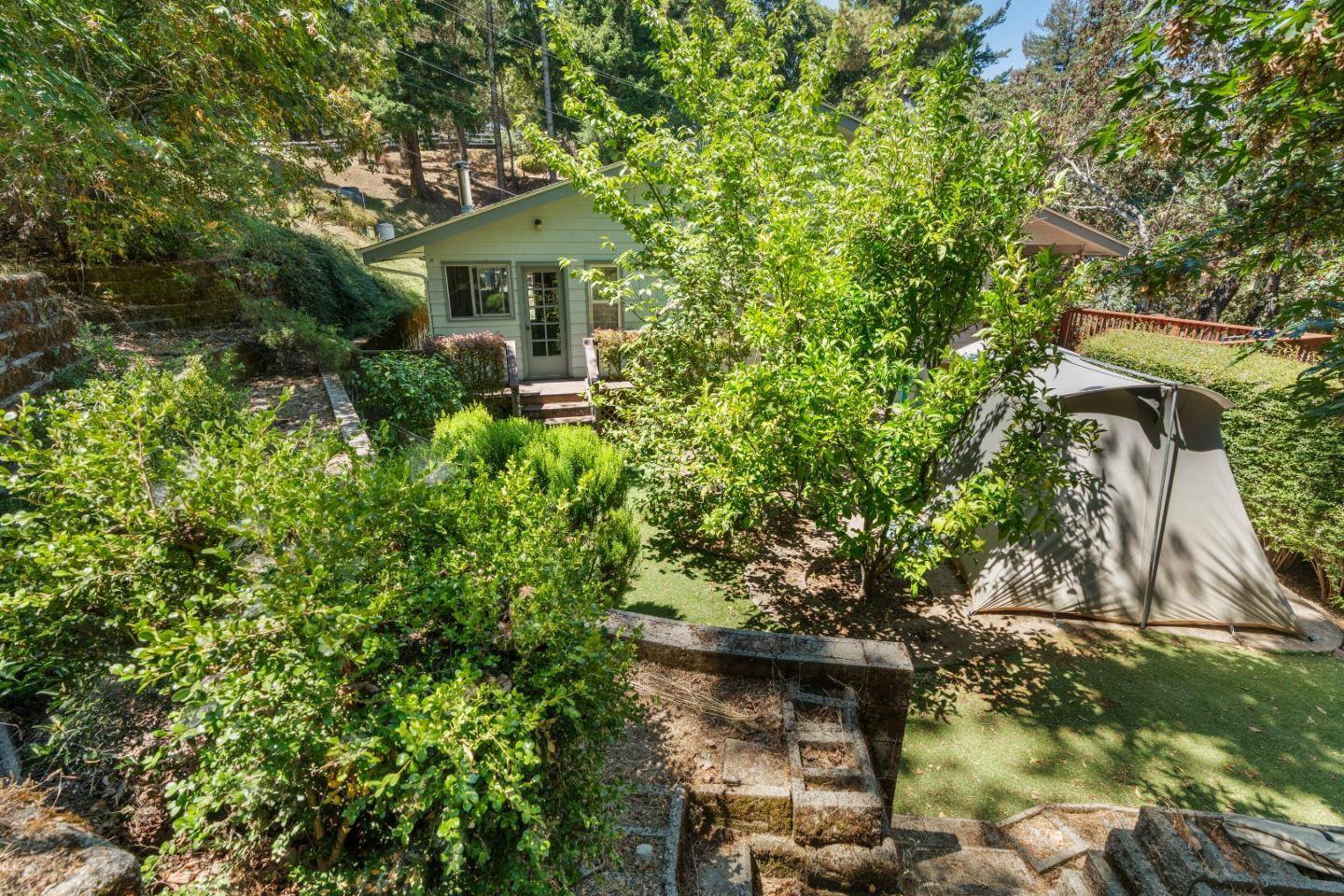 Los Gatos, CA 95033,24905 Skyland RD