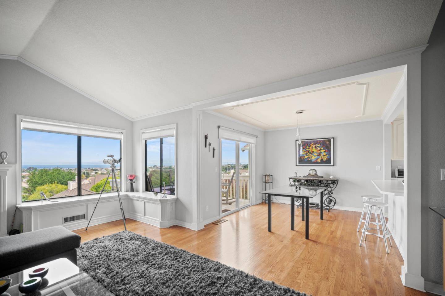 Seaside, CA 93955,1051 Highlander DR