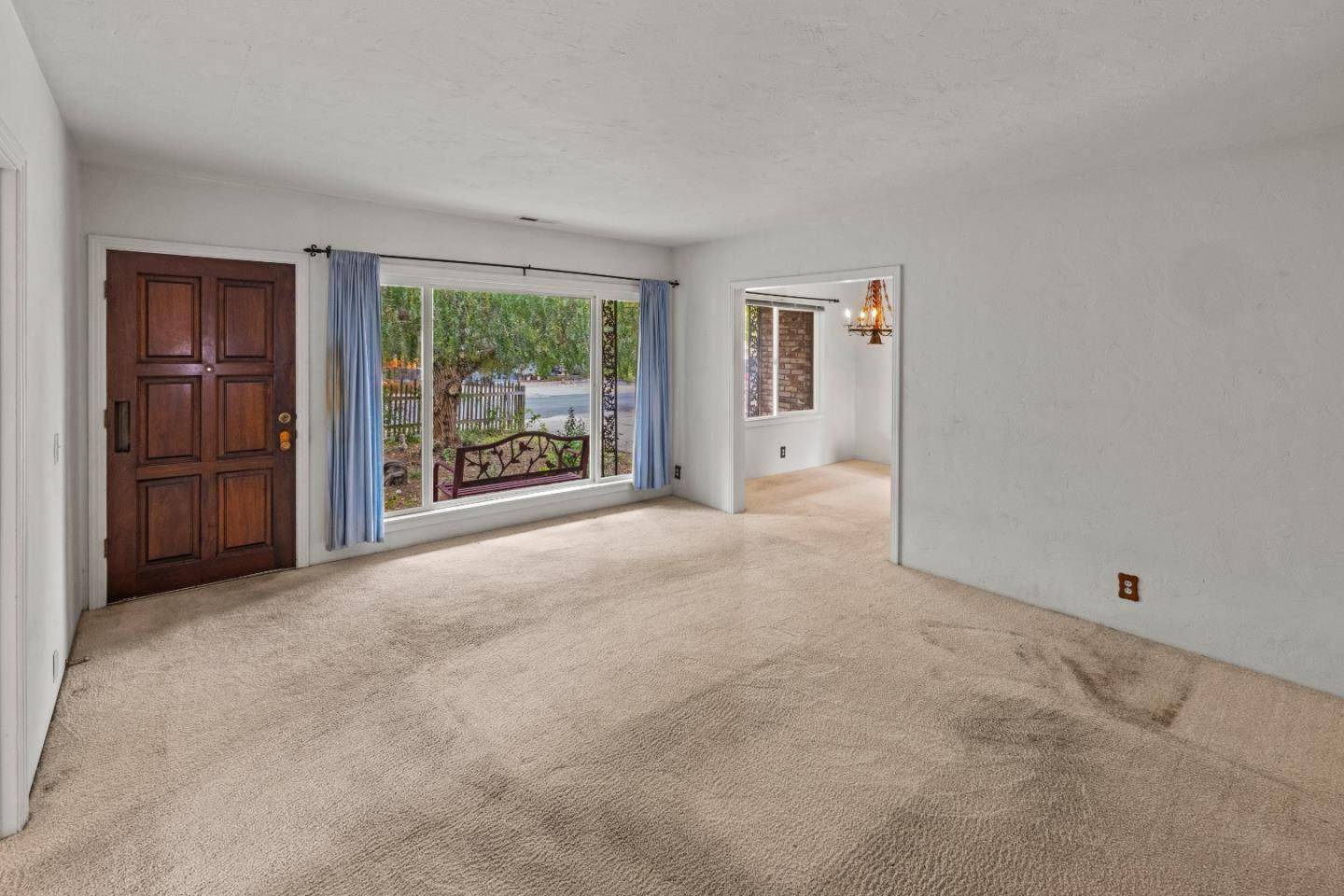 Monterey, CA 93940,242 Littleness AVE