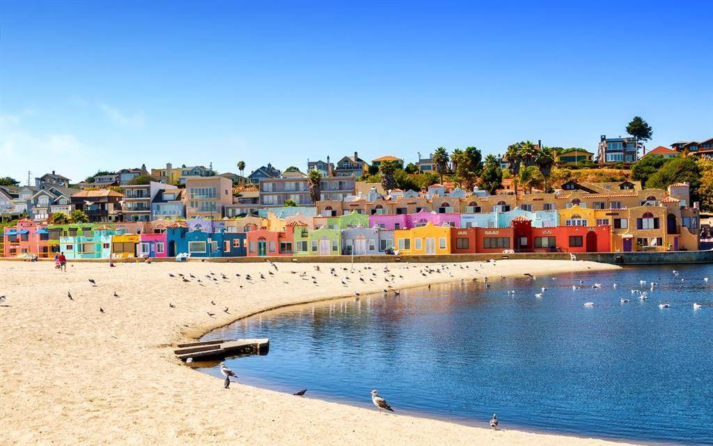 Capitola, CA 95010,300 Hill ST