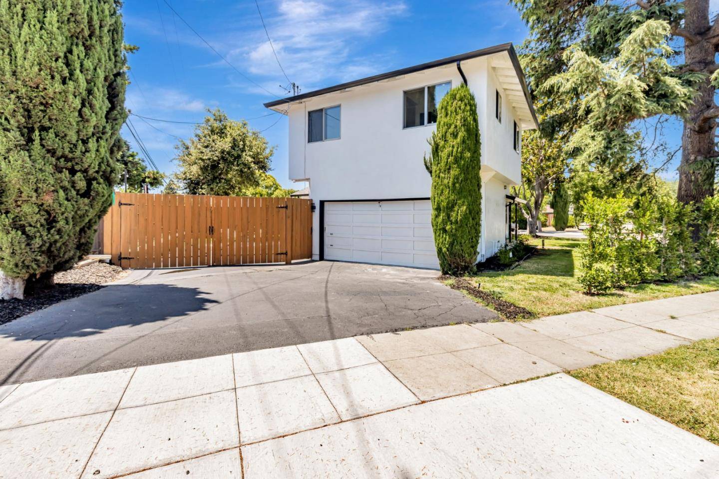 San Jose, CA 95128,1235 N Bascom
