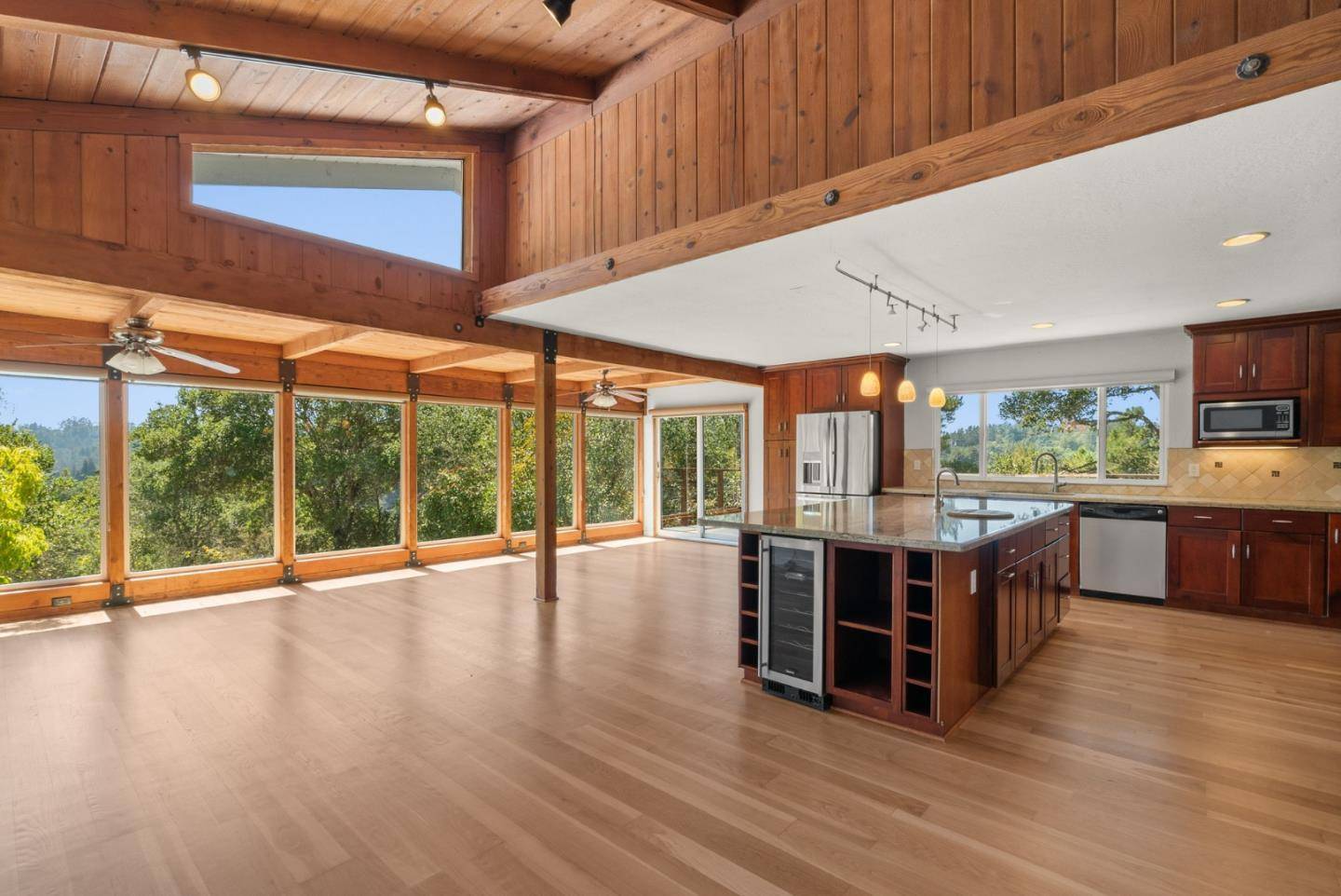 Aptos, CA 95003,1044 Pleasant Valley RD