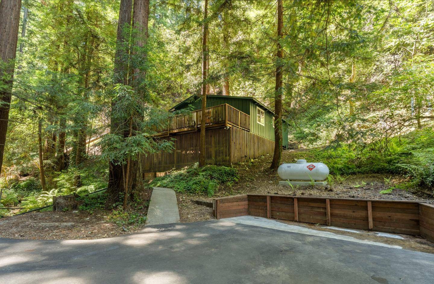 Felton, CA 95018,1022 Brookside DR