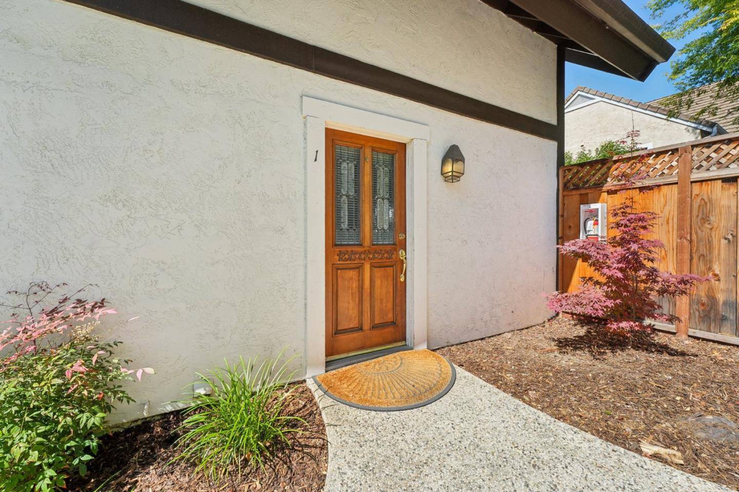 Mountain View, CA 94040,1734 W El Camino Real 1