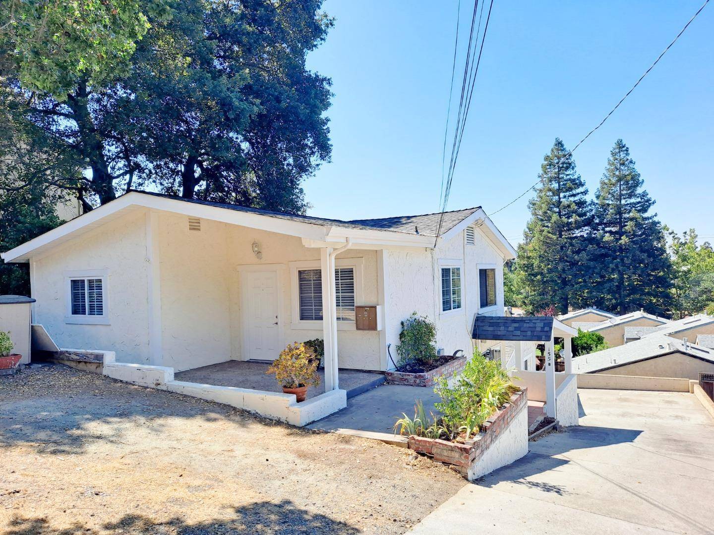 Morgan Hill, CA 95037,155 Nob Hill TER