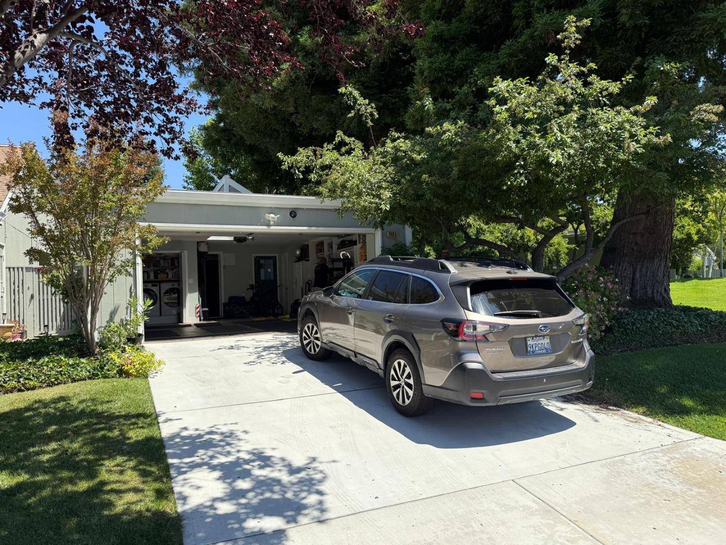 Pleasanton, CA 94588,7405 Maywood DR
