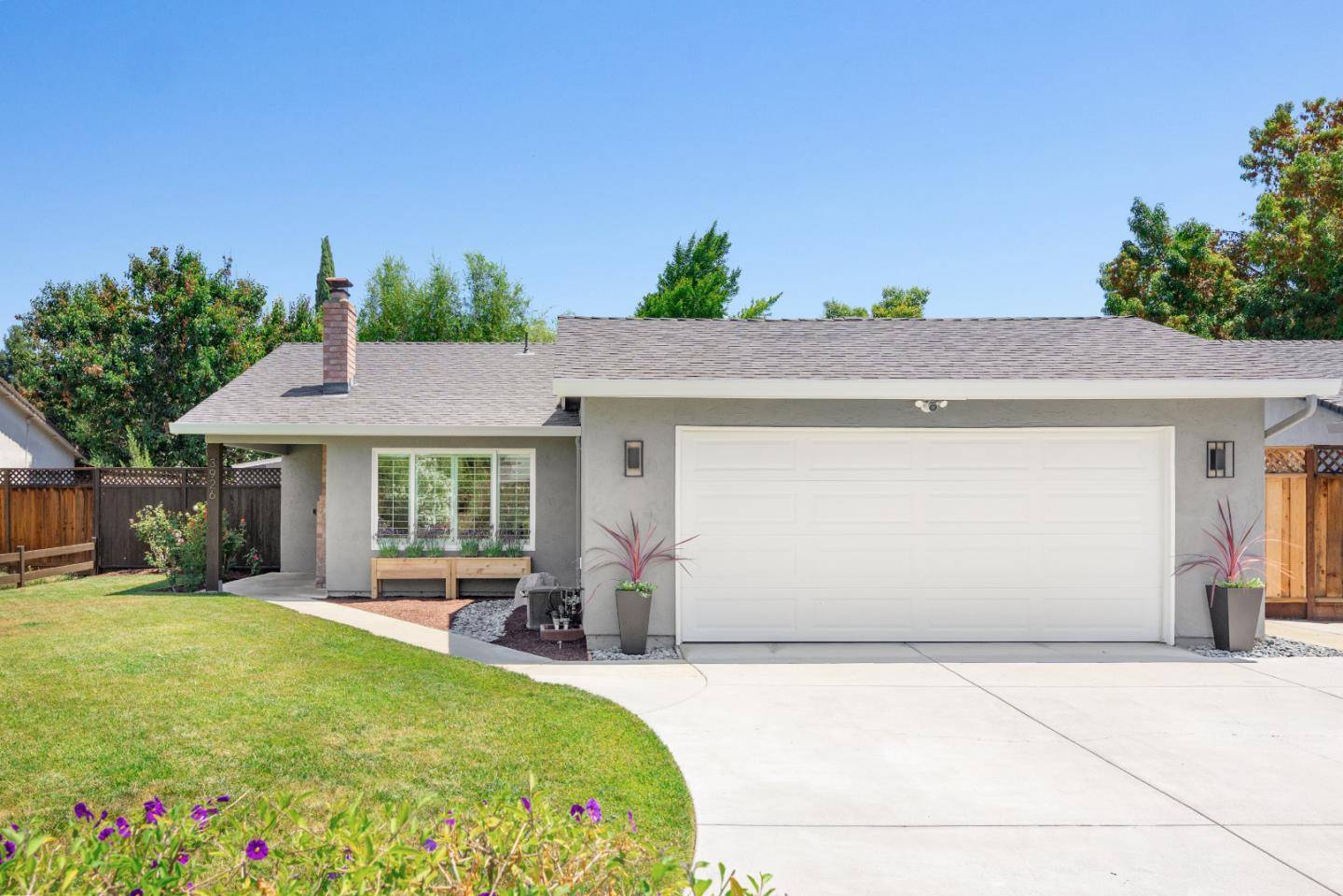 San Jose, CA 95136,3926 Yolo DR