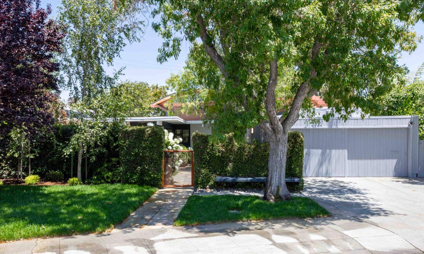 Palo Alto, CA 94306,3865 Mumford PL