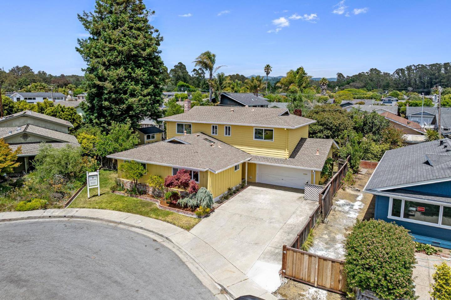 Capitola, CA 95010,150 Sir Francis CT