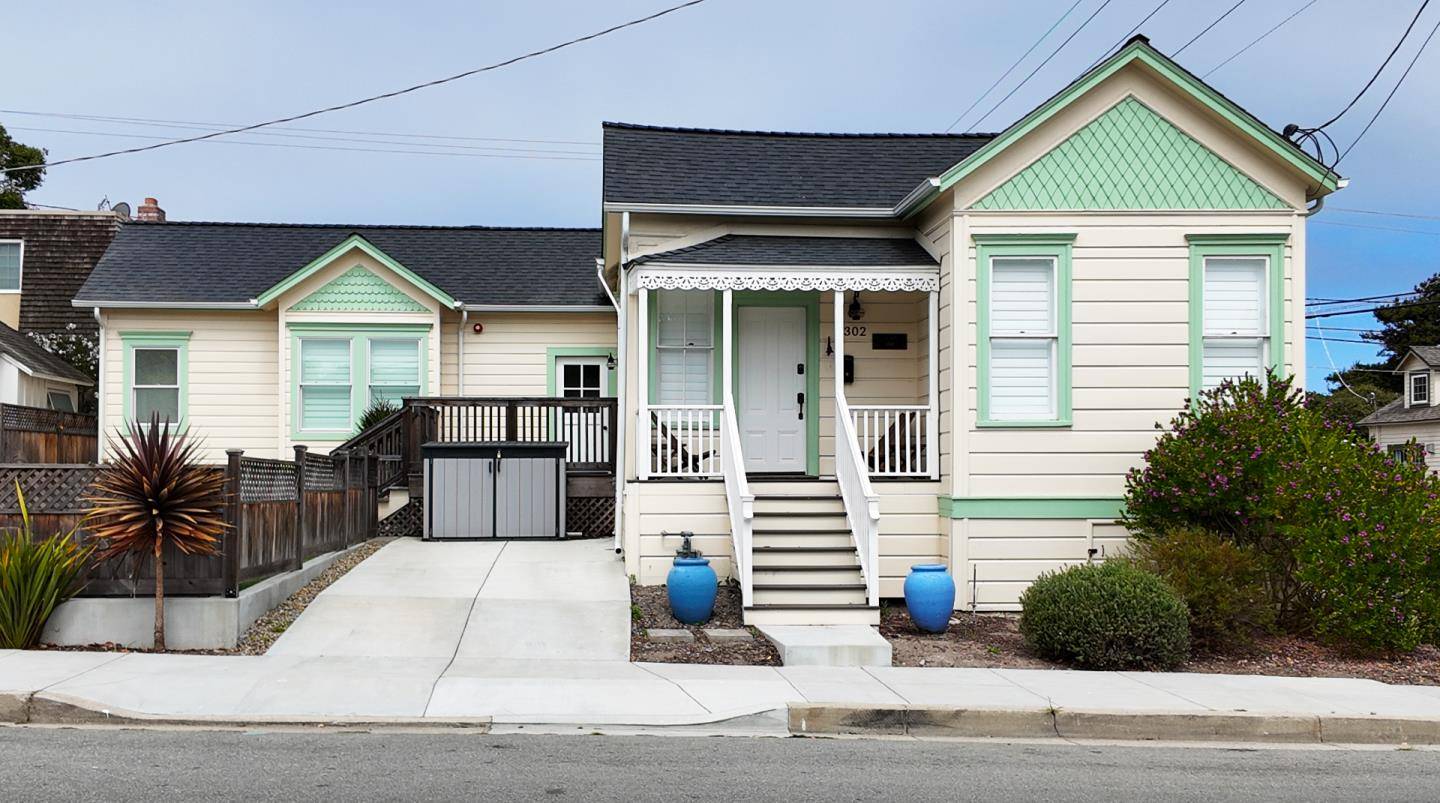 Pacific Grove, CA 93950,302 Park ST