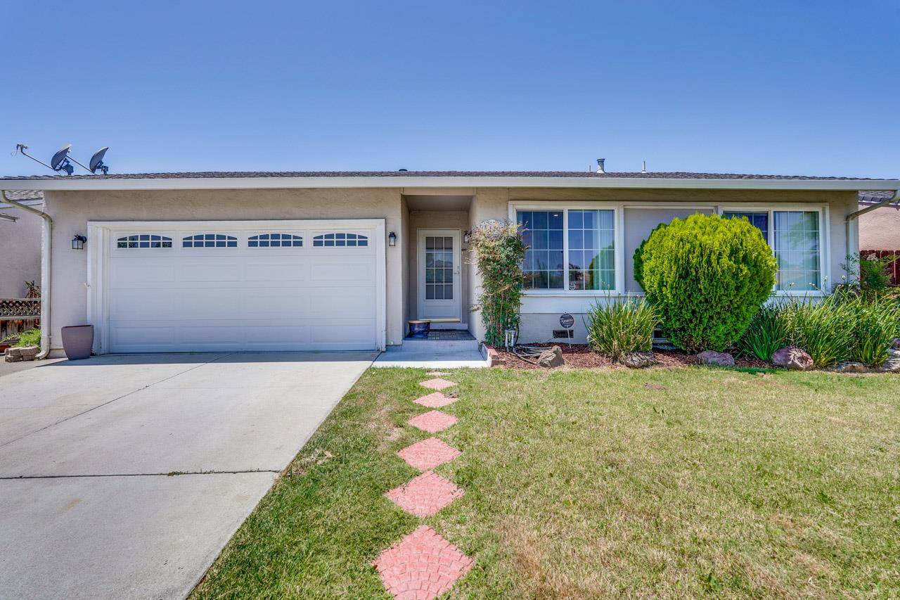 San Jose, CA 95111,5179 Pebbletree CT