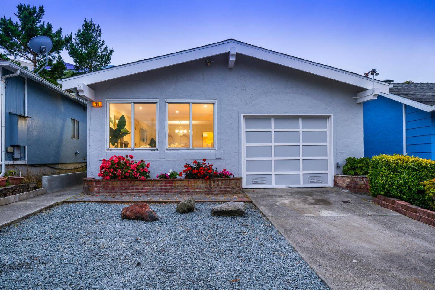 Daly City, CA 94015,38 Hampshire AVE