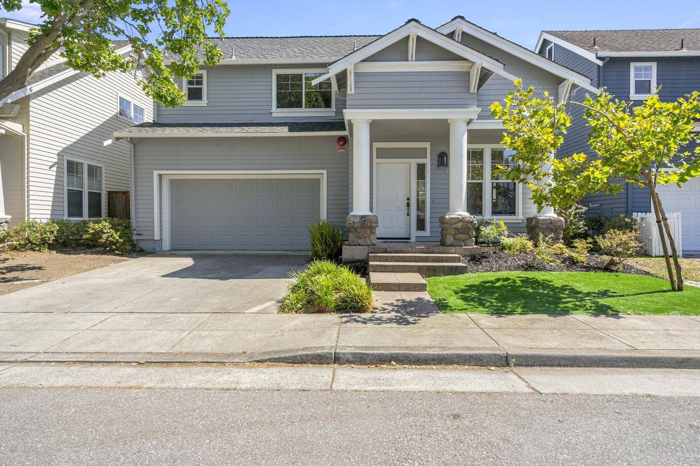 Los Altos, CA 94022,87 Chester CIR