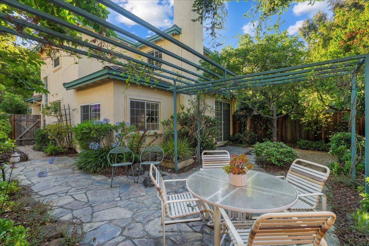 Palo Alto, CA 94306,4173 El Camino Real 13