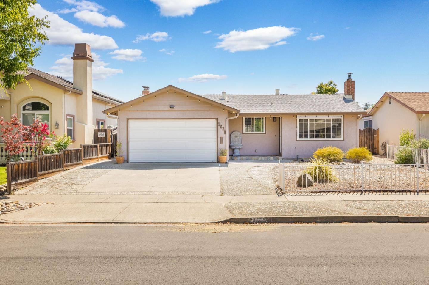 San Jose, CA 95129,1628 Ardenwood DR