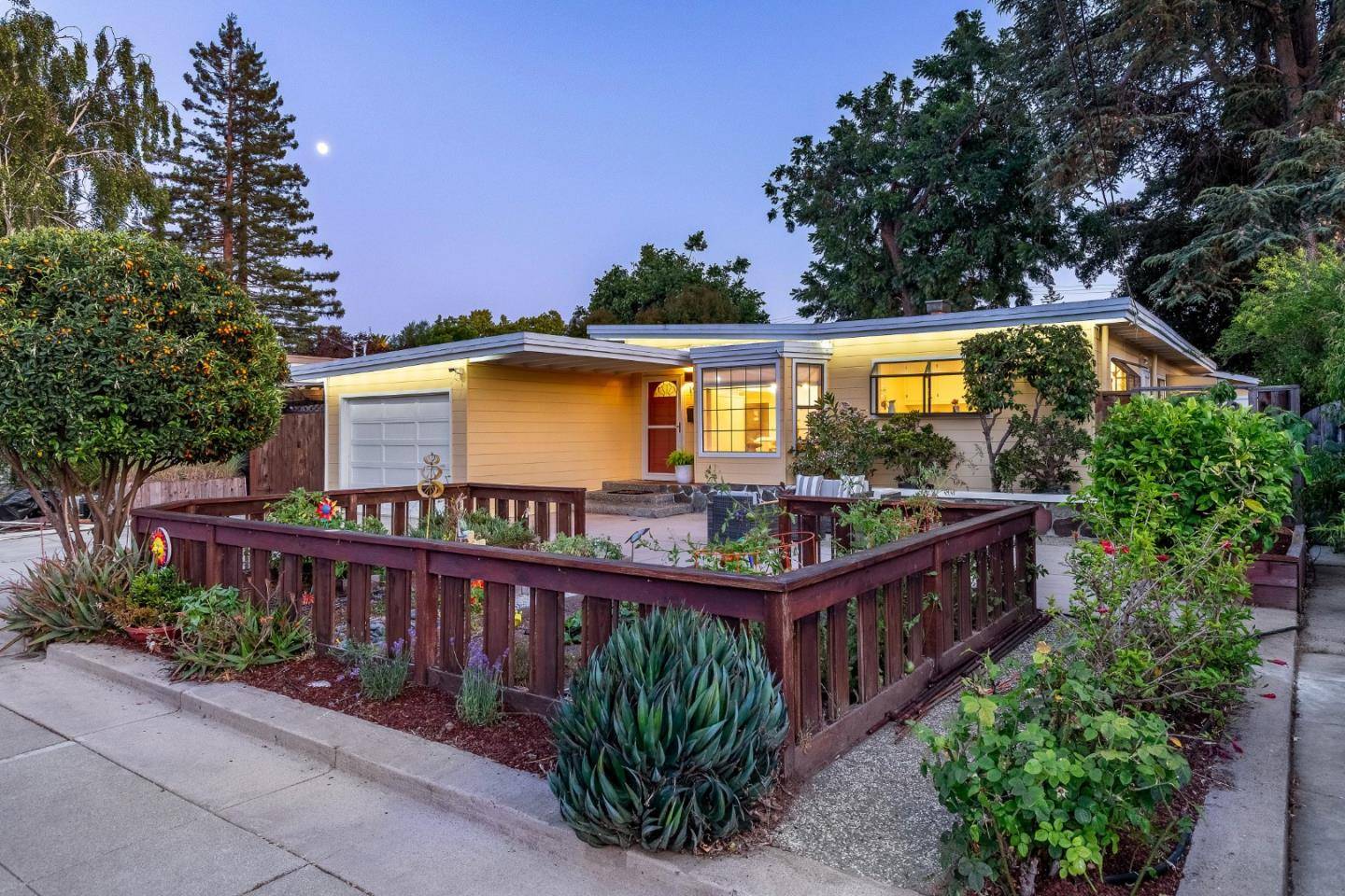Mountain View, CA 94041,151 Dalma DR