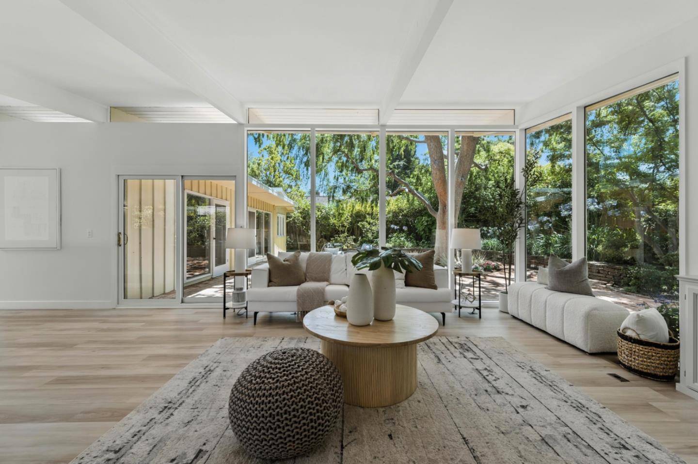 Palo Alto, CA 94306,666 Georgia AVE