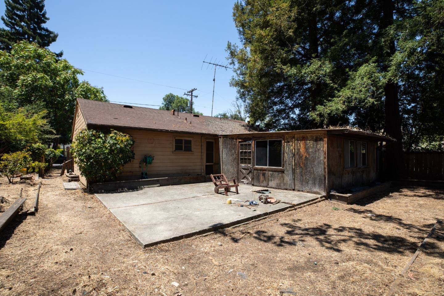Palo Alto, CA 94306,4251 Mckellar LN