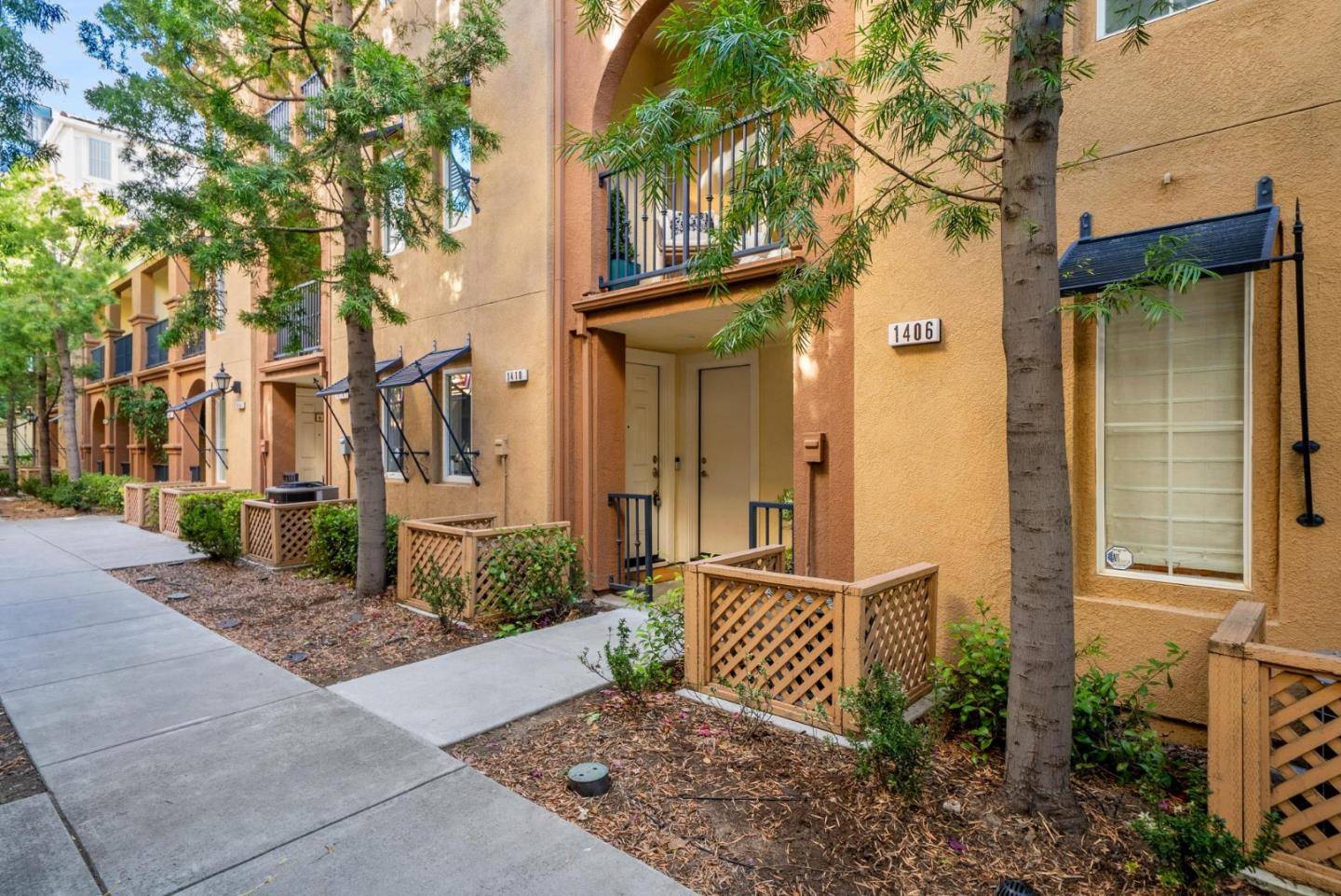 San Jose, CA 95128,1406 Allegado ALY