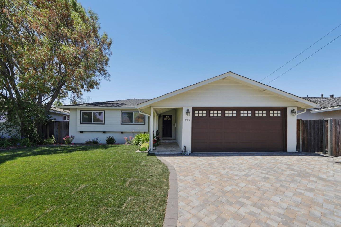 Los Gatos, CA 95032,219 Kensington WAY