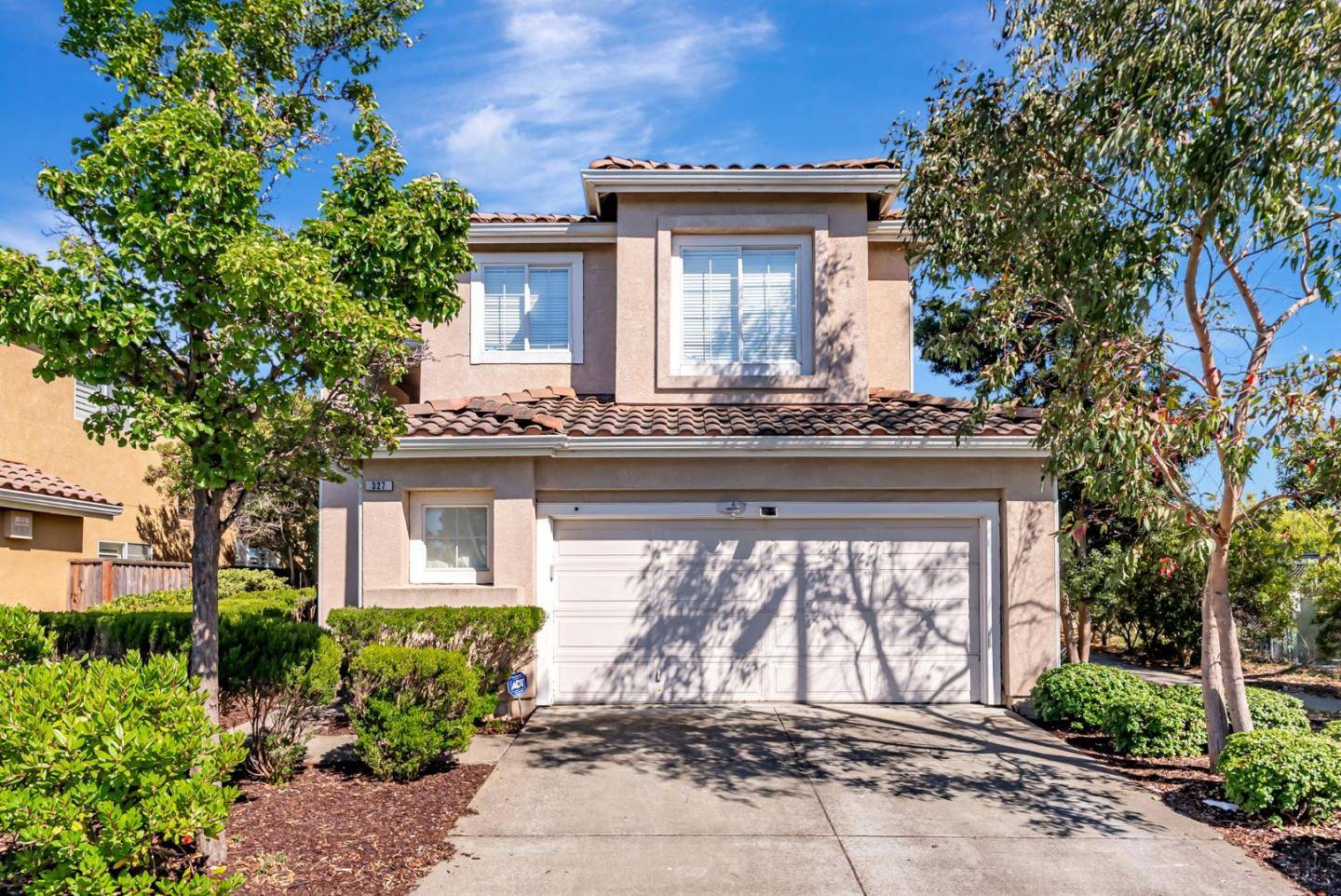 Alameda, CA 94502,327 Ratto RD