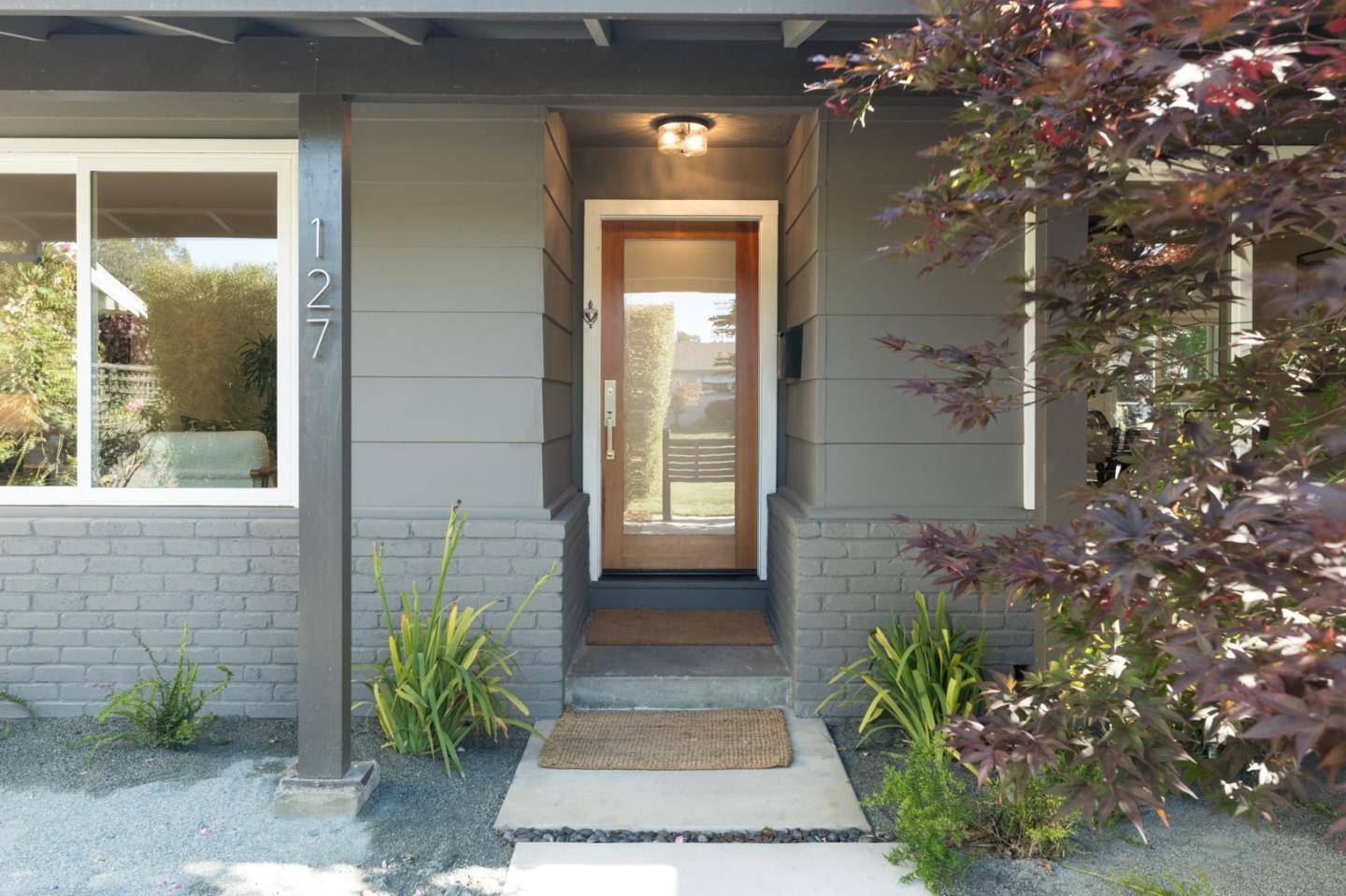 Santa Cruz, CA 95060,127 Seaborg PL