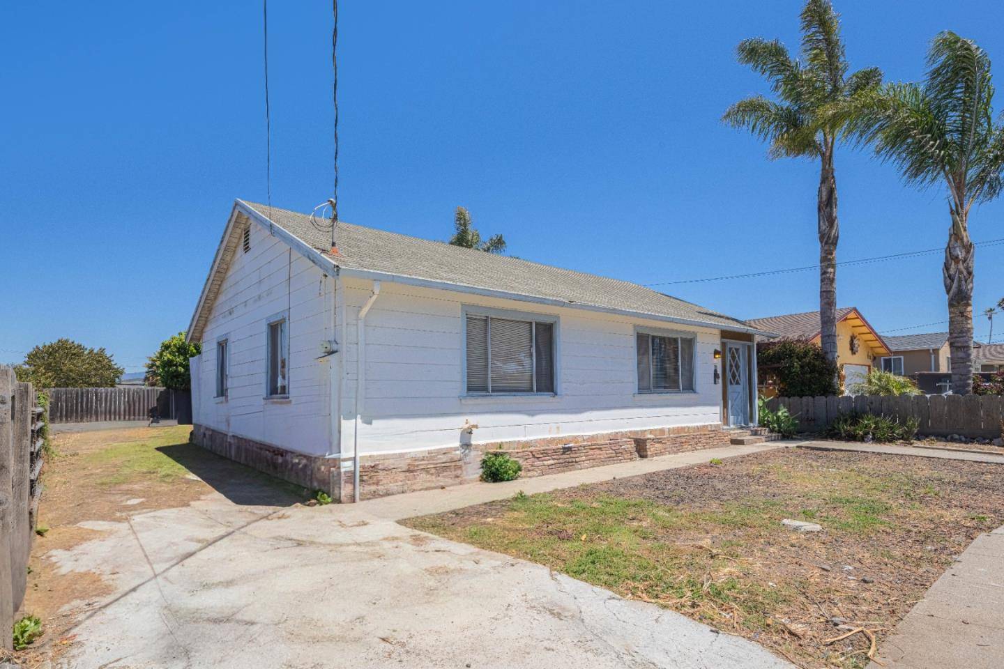 Salinas, CA 93901,31 Riker ST