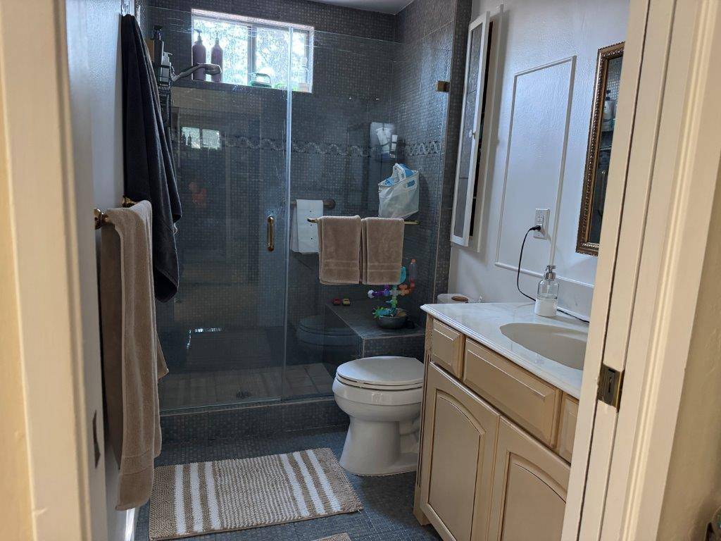 San Bruno, CA 94066,131 Darby PL