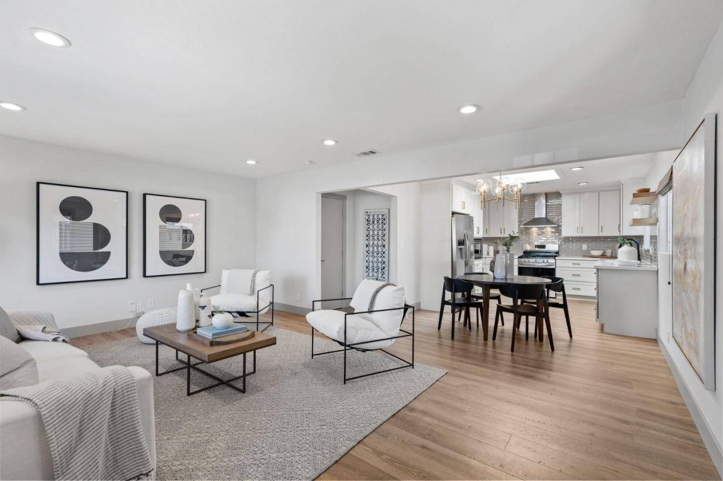 Redwood City, CA 94063,616 Douglas AVE