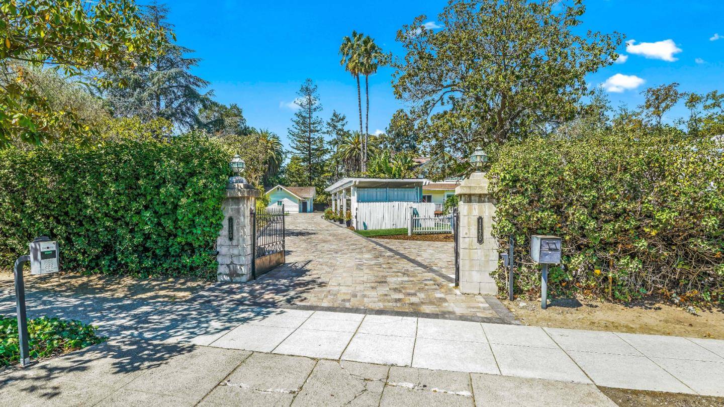 Redwood City, CA 94062,1130 Edgewood RD