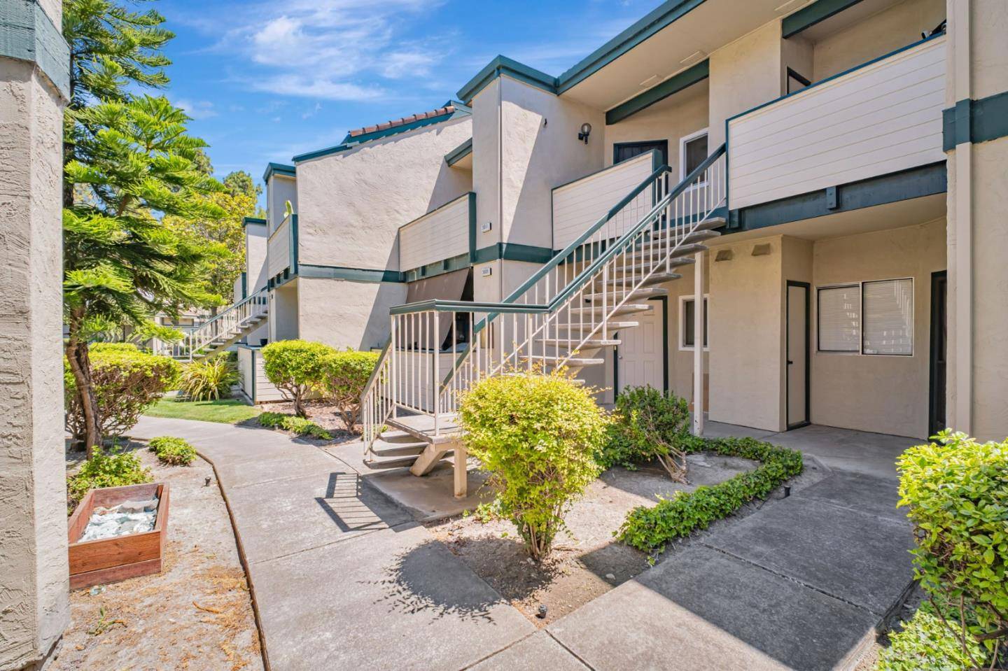 Union City, CA 94587,3011 Risdon DR 8