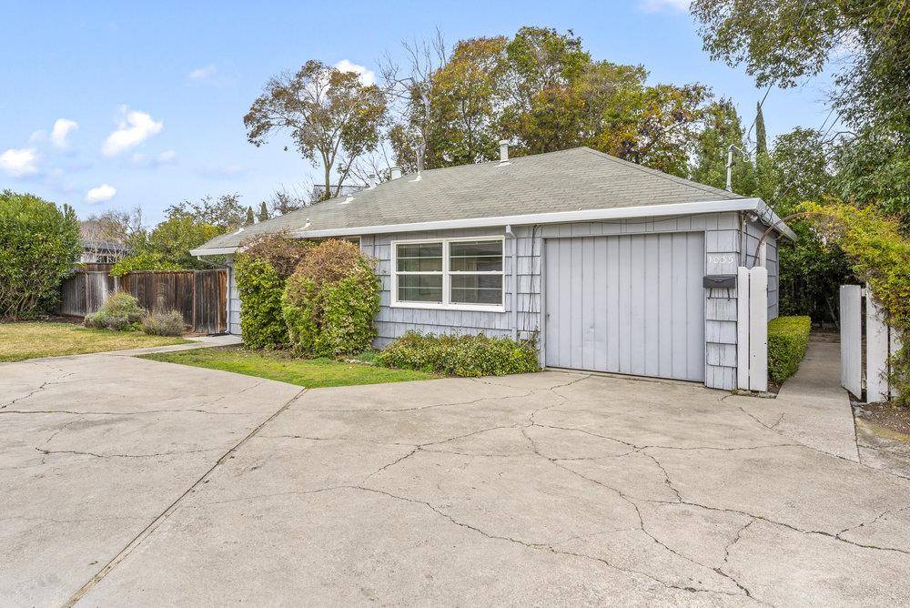 Palo Alto, CA 94303,1035-1037 Amarillo AVE