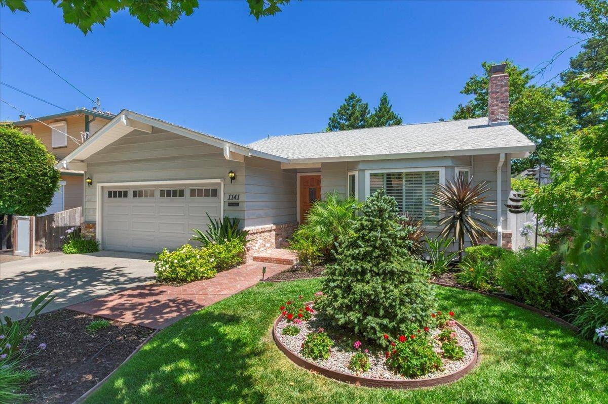 Redwood City, CA 94061,1141 Fairview AVE