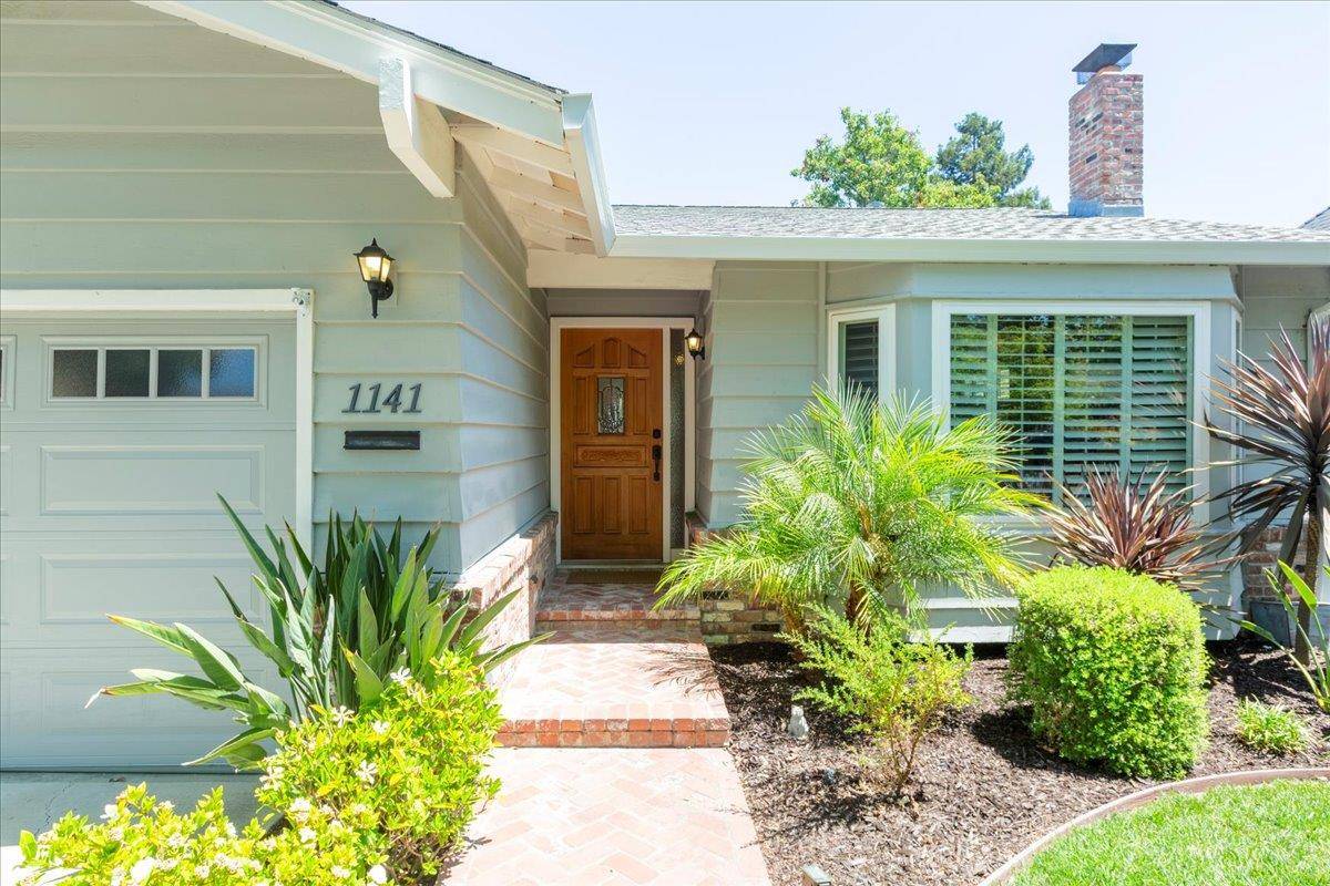 Redwood City, CA 94061,1141 Fairview AVE