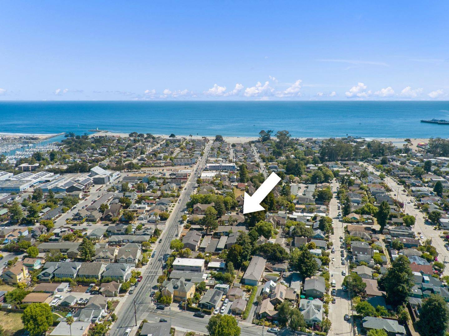 Santa Cruz, CA 95062,707 Seabright AVE