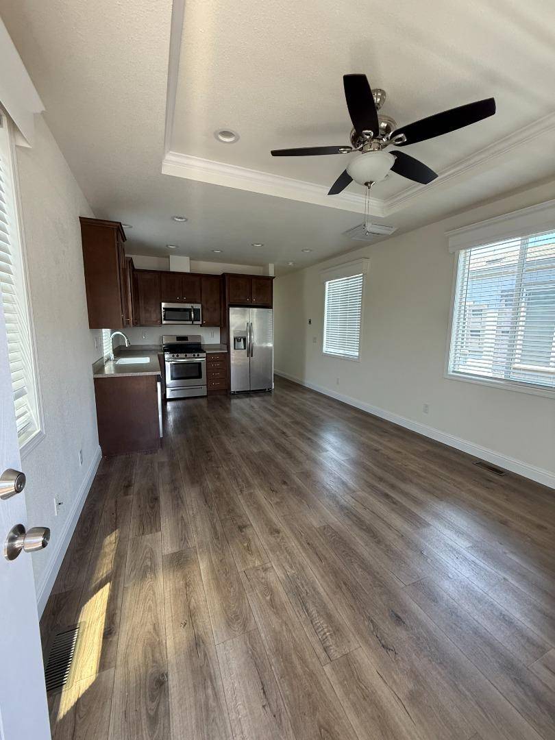 Vallejo, CA 94590,1161 Benicia RD 13